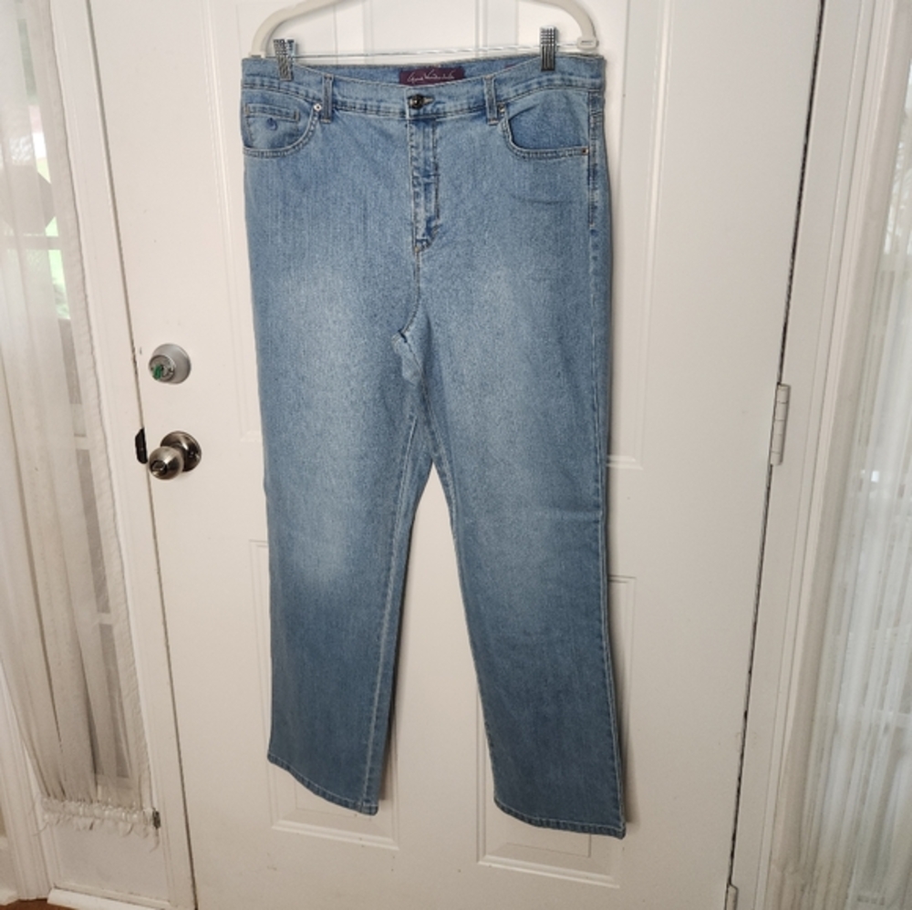 Gloria Vanderbilt AMANDA Jeans Light Wash  Plus Size‎ 14